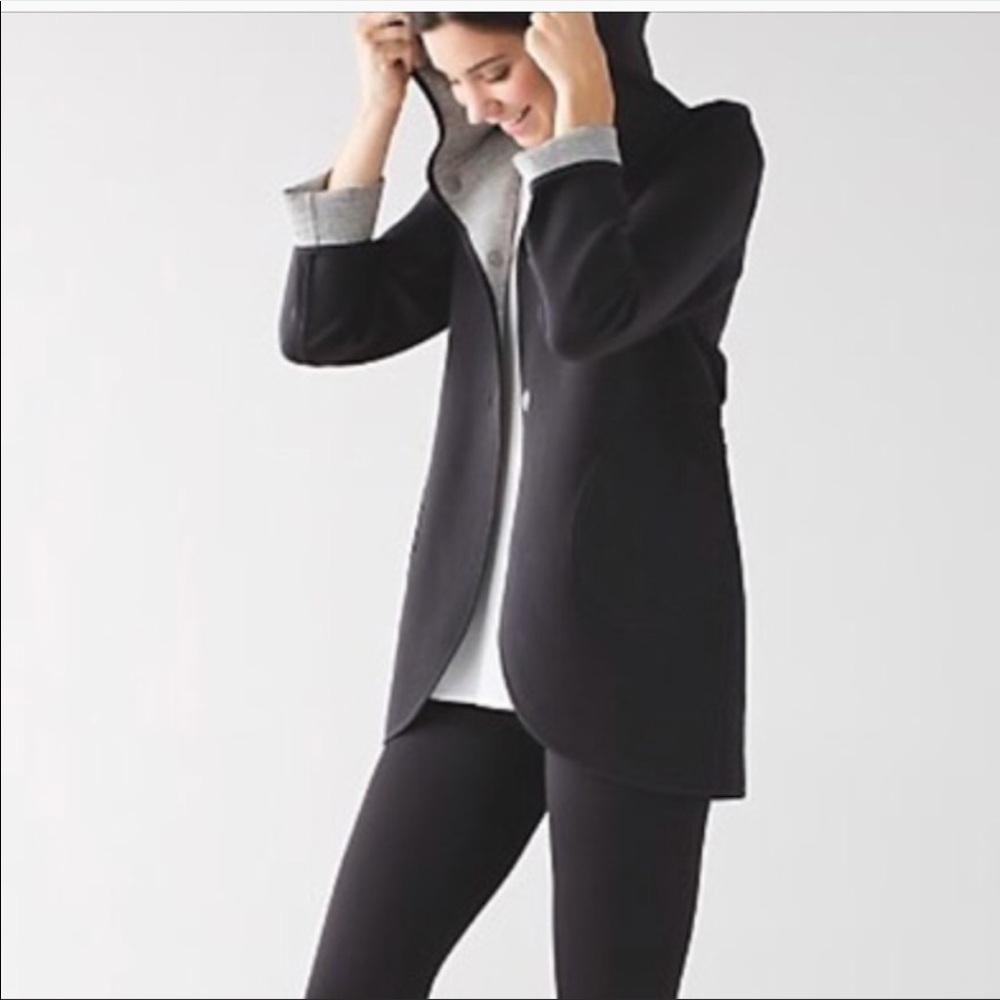 NEW—-Lululemon city bound wrap  jacket